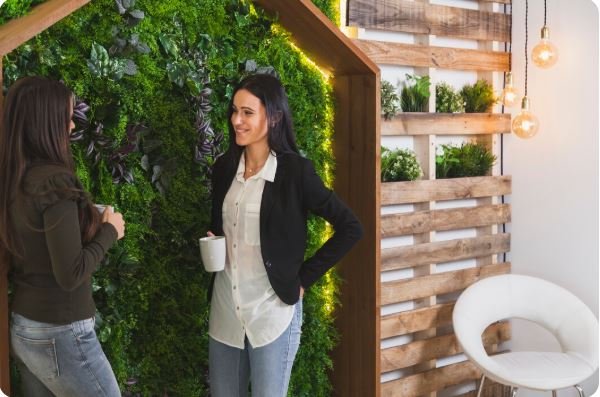 Artificial Green Wall: A Modern Solution for Natural Aesthetics, Interior Design, and Sustainable Spaces
